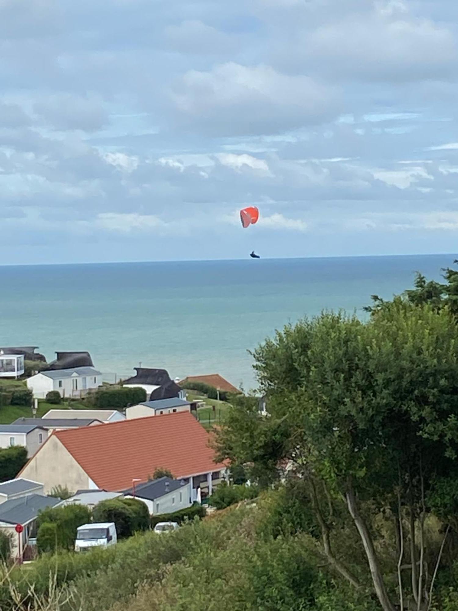 Camping De La Falaise A Equihen Plage Exteriör bild